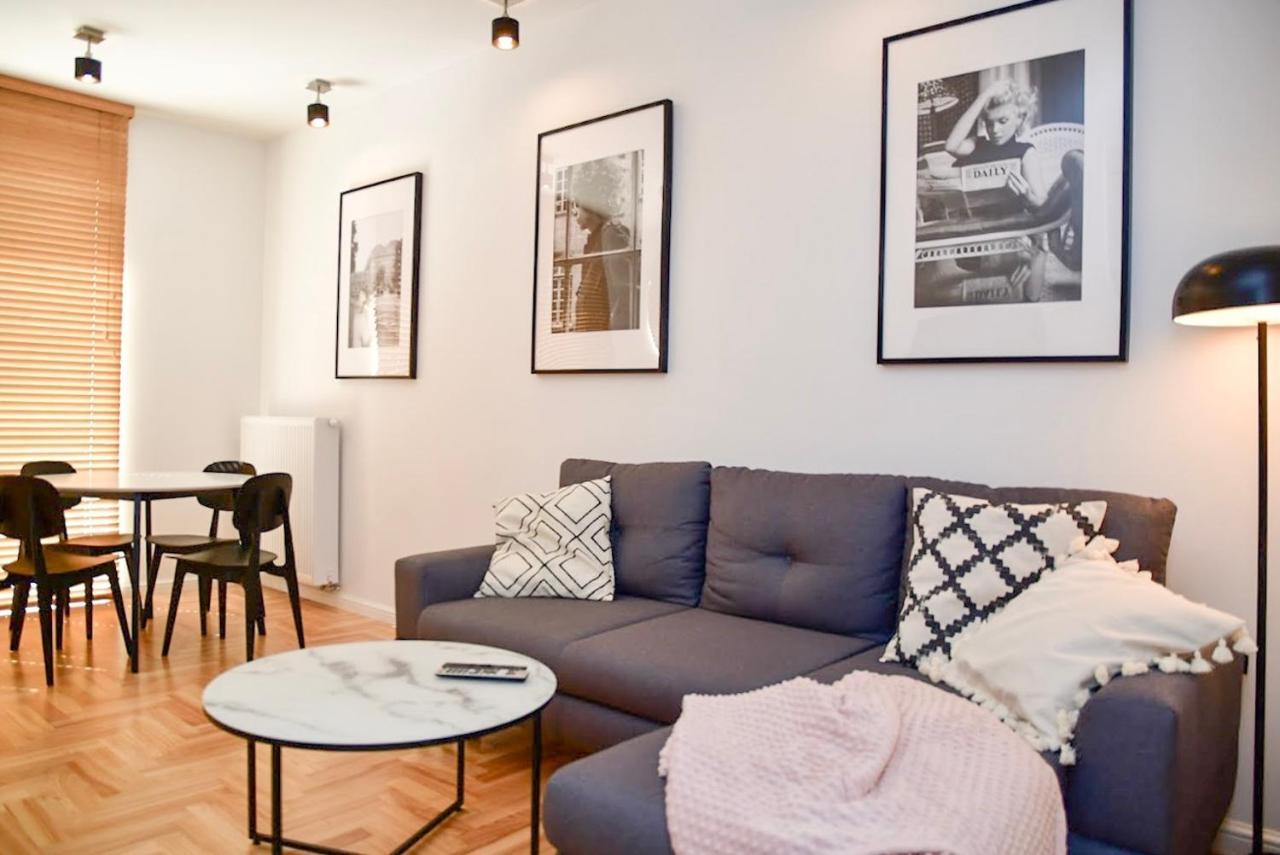 Apartament Lekka Appartement Warschau Buitenkant foto